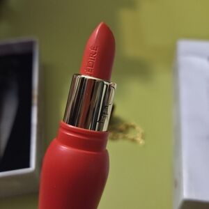 🎁🔥FINAL SALE Luxury La Predire Paris Glowing Scarlet Ruby Reddish Lipstick